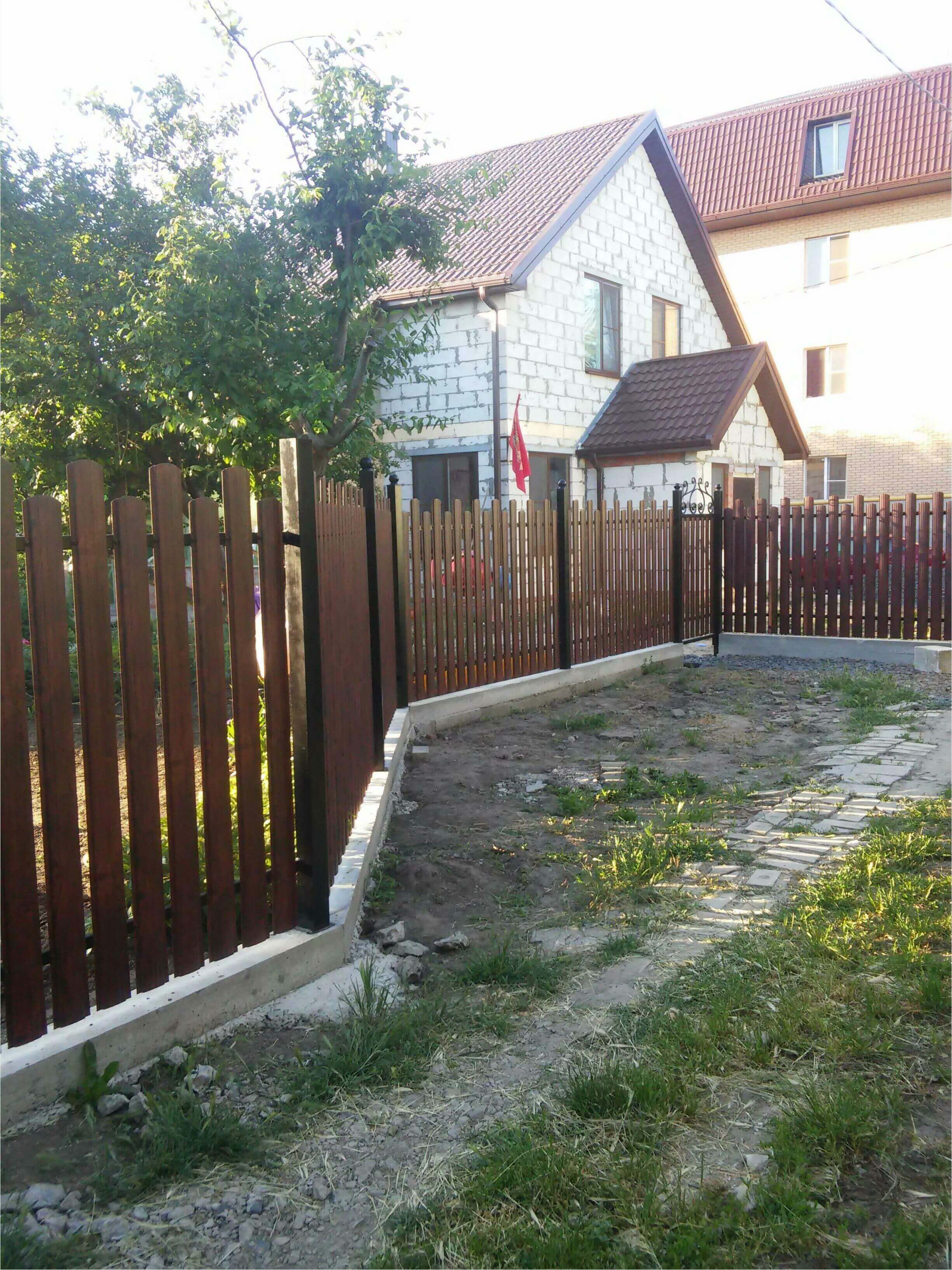 Забор из штакетника 90м фото4 в Калуге