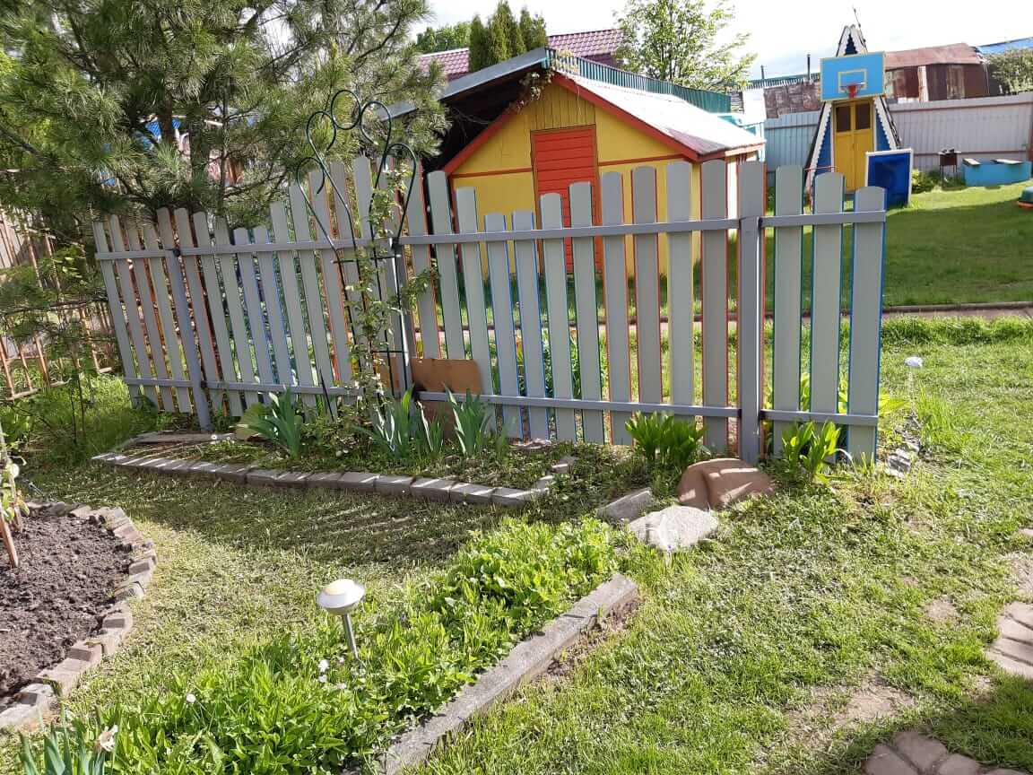 забор из разноцветного штакетника односторонний фото3 в Калуге