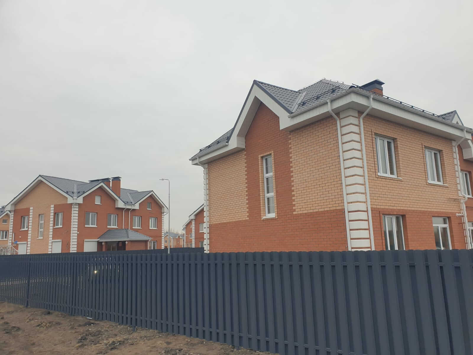 Забор из штакетника 230м Серый Графит фото1 в Калуге