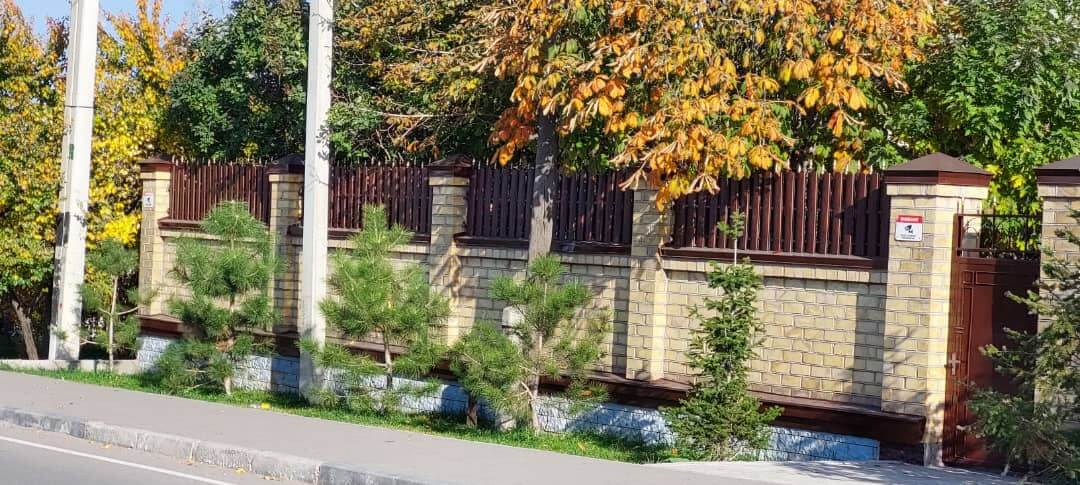Забор из штакетника 90м Красный Каштан фото6 в Калуге