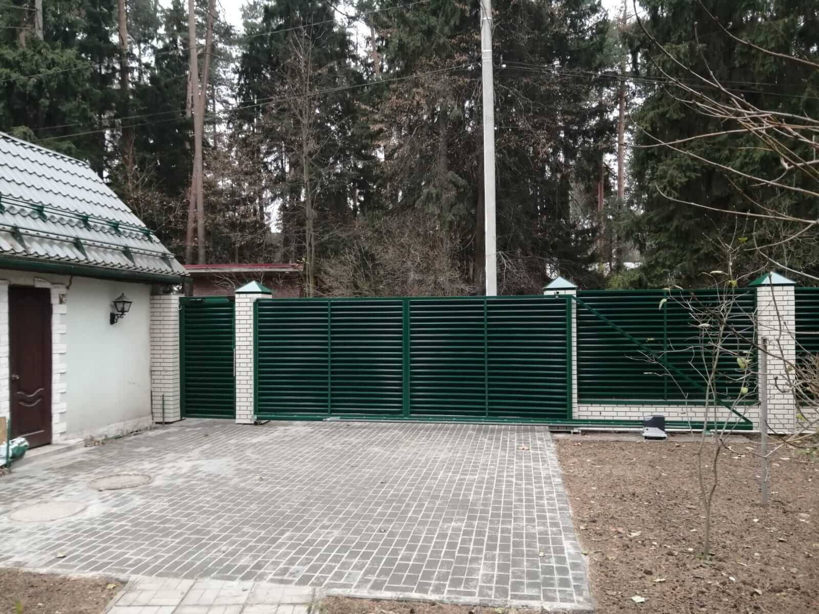 Забор-жалюзи с ламелями ЭКО-Z Зеленый Мох фото2 в Калуге