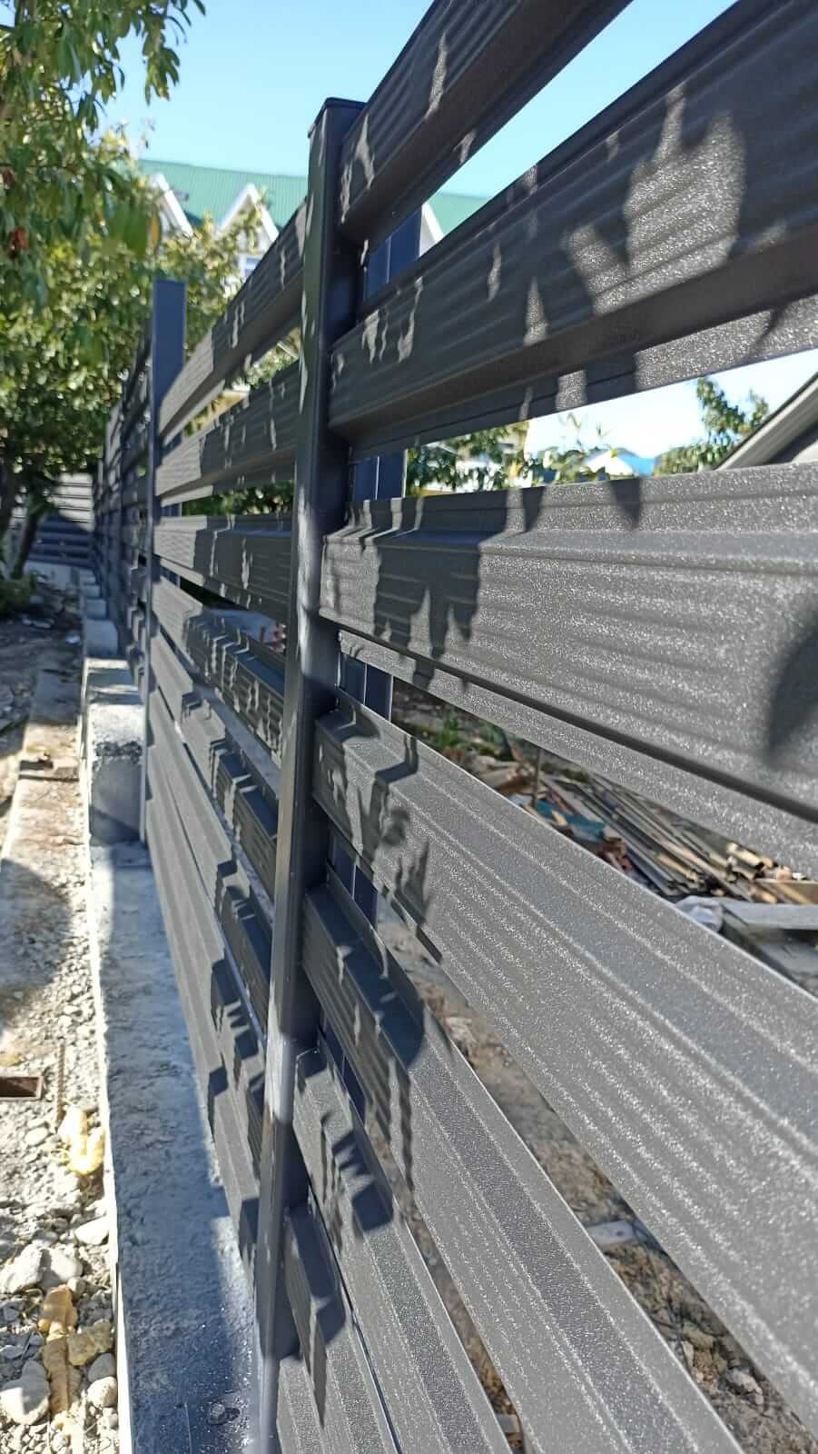 Забор из штакетника 90м RAL7024/7024 Серый Графит фото9 в Калуге