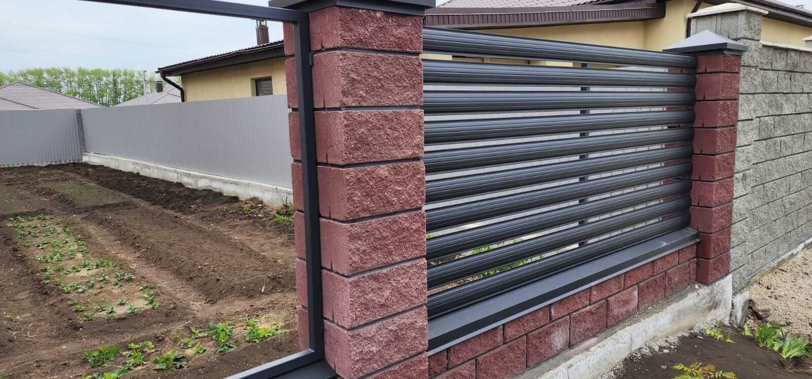Забор-ранчо из штакетника 21м RAL7024/7024 Серый Графит МАТТЕ фото 7 в Калуге