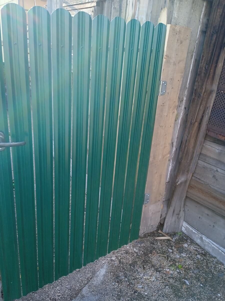 Калитка из штакетника ЭКО-М RAL6005/6005 Зеленый Мох двусторонний фото 1 в Калуге
