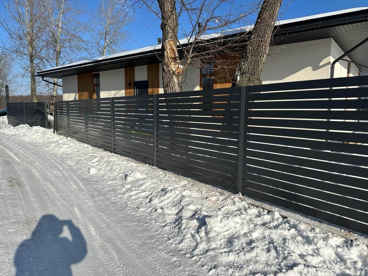 Забор-ранчо из металлопланкена 37м RAL7024 Серый Графит фото 1 в Калуге