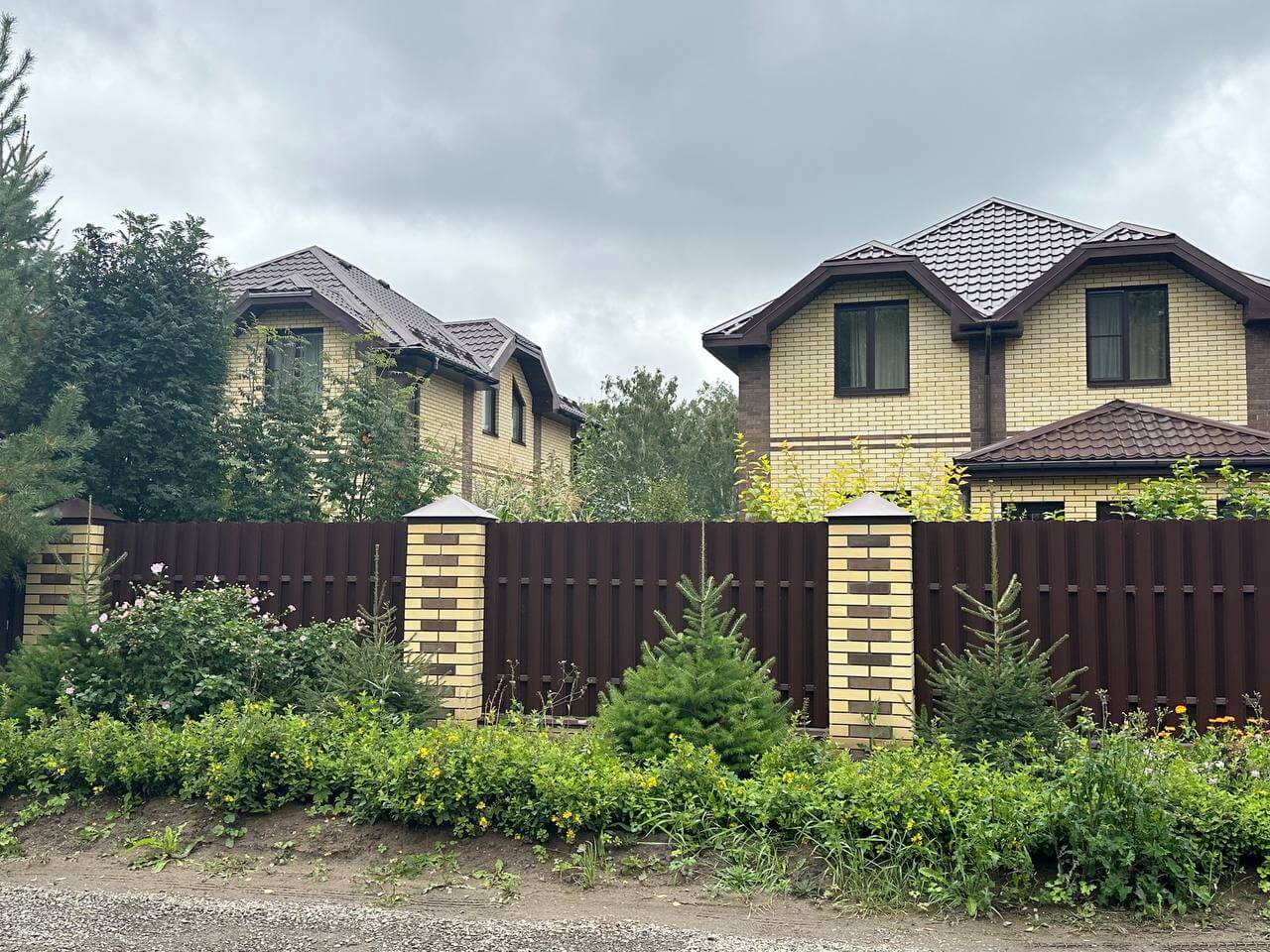Забор из евроштакетника 24м RAL8017/8017 Шоколад двусторонний фото 1 в Калуге