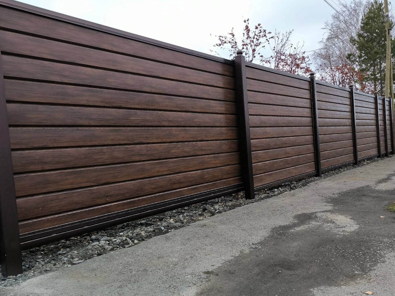 Забор из металлосайдинга Евро-Брус 46м Античное Дерево Принтек фото 5 в Калуге