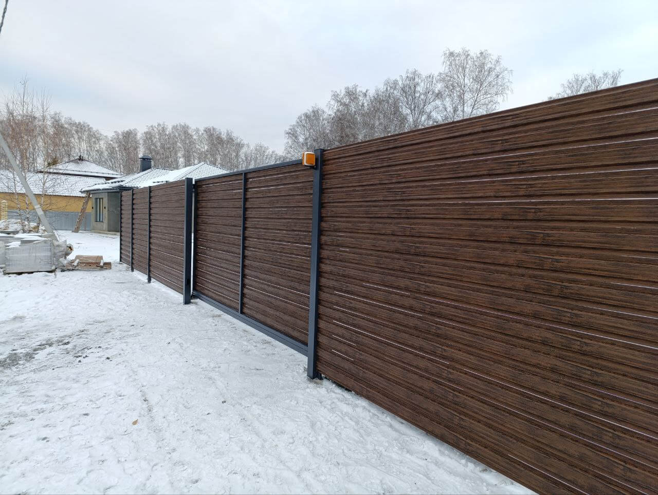 Забор-ранчо из евроштакетника 58м Темный Каштан 3D Принтек фото 1 в Калуге