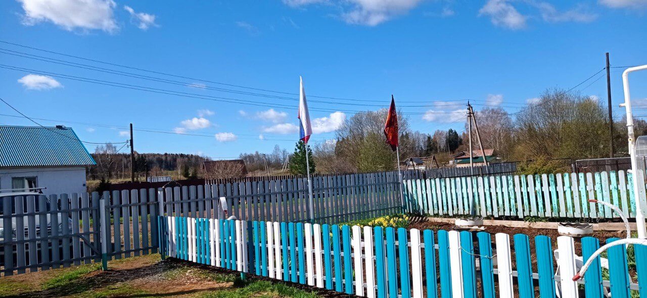 Забор из евроштакетника 16м RAL5021 Морская Волна, RAL9003 Белый фото 3 в Калуге