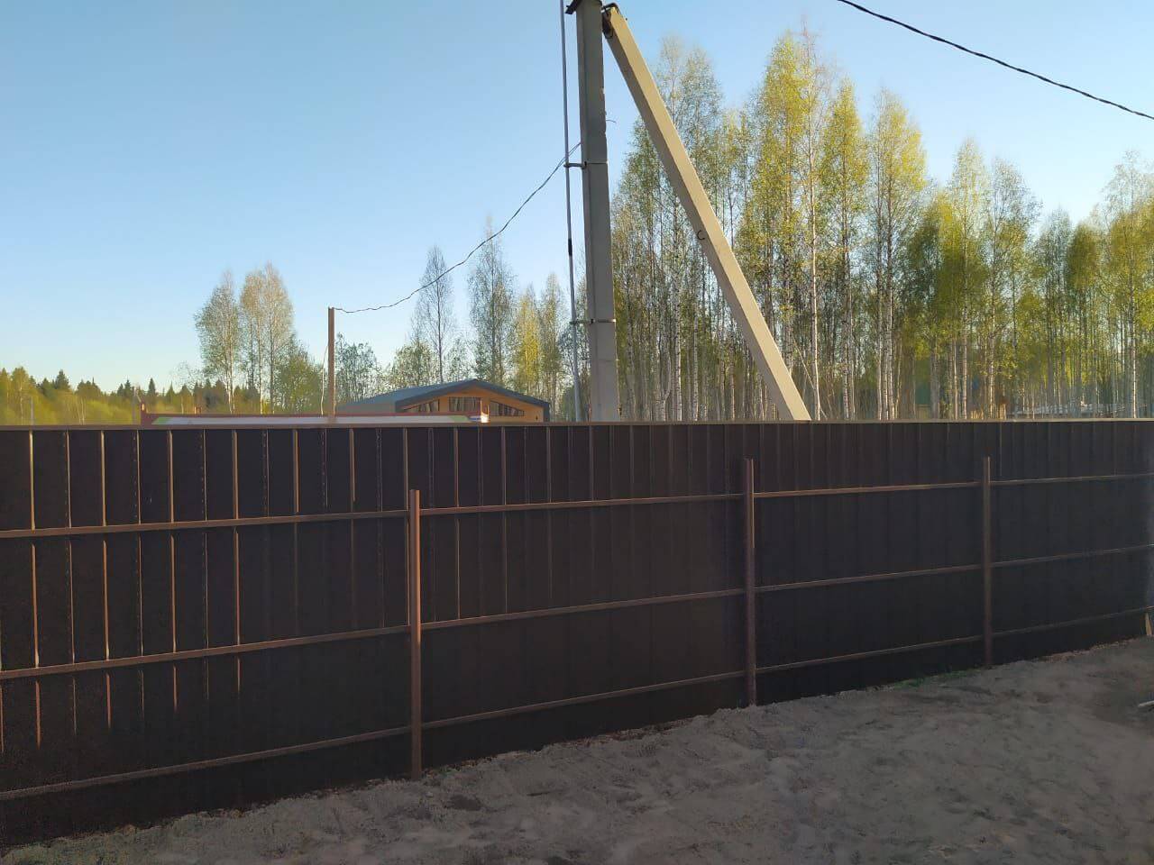 Забор из металлосайдинга ЕВРО-БРУС 25м Темный Каштан 3D Принтек фото 5 в Калуге