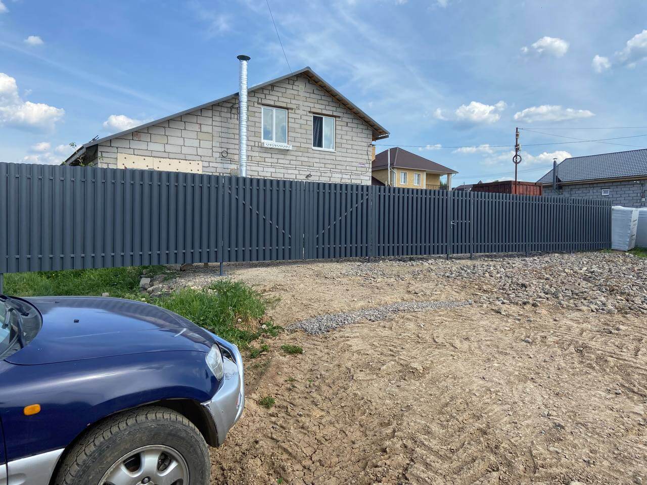 Забор из евроштакетника 16м RAL7024 Серый Графит фото 5 в Калуге