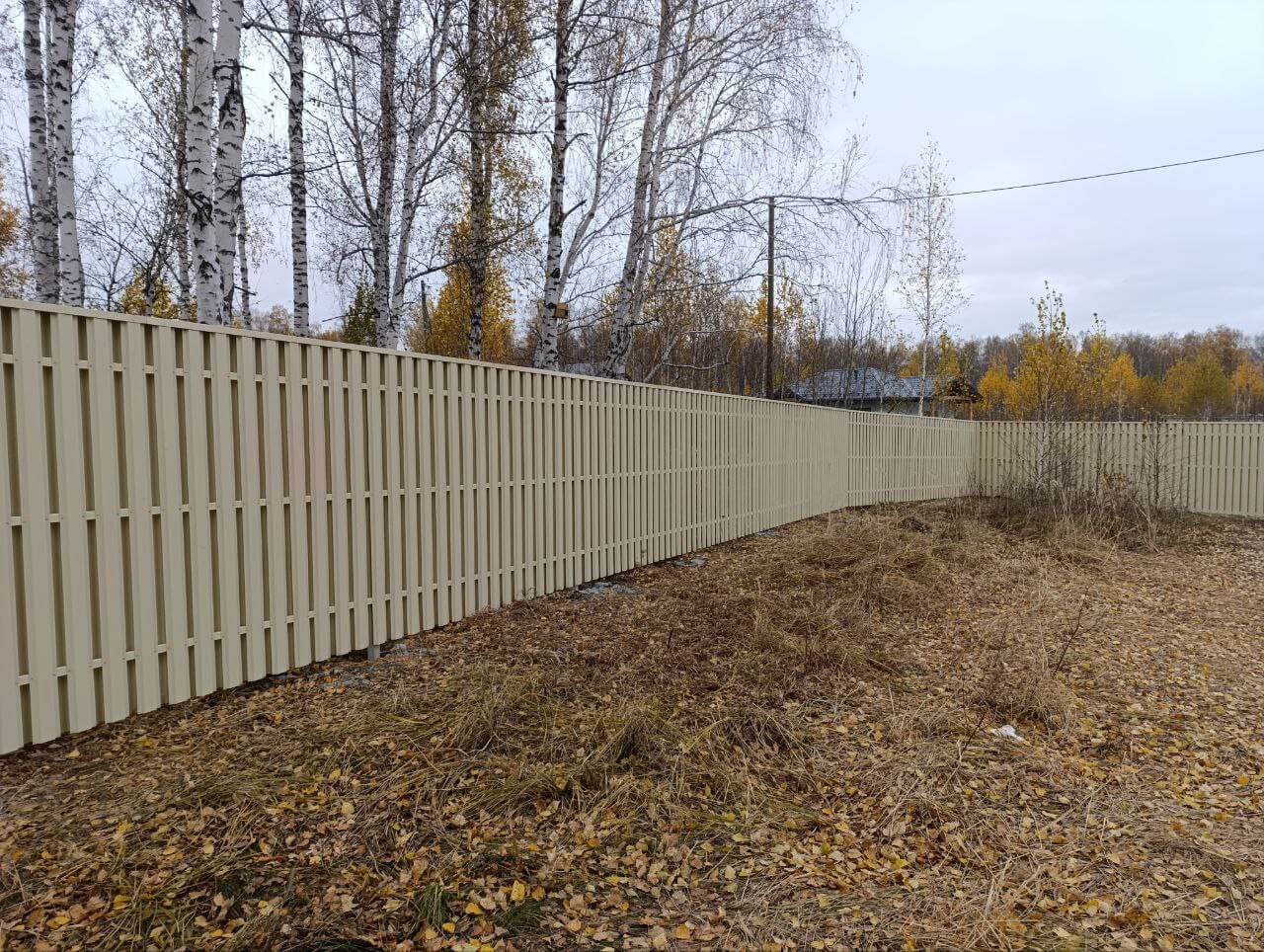 Забор из евроштакетника 140м RAL1015/1015 Слоновая Кость двусторонний фото 1 в Калуге