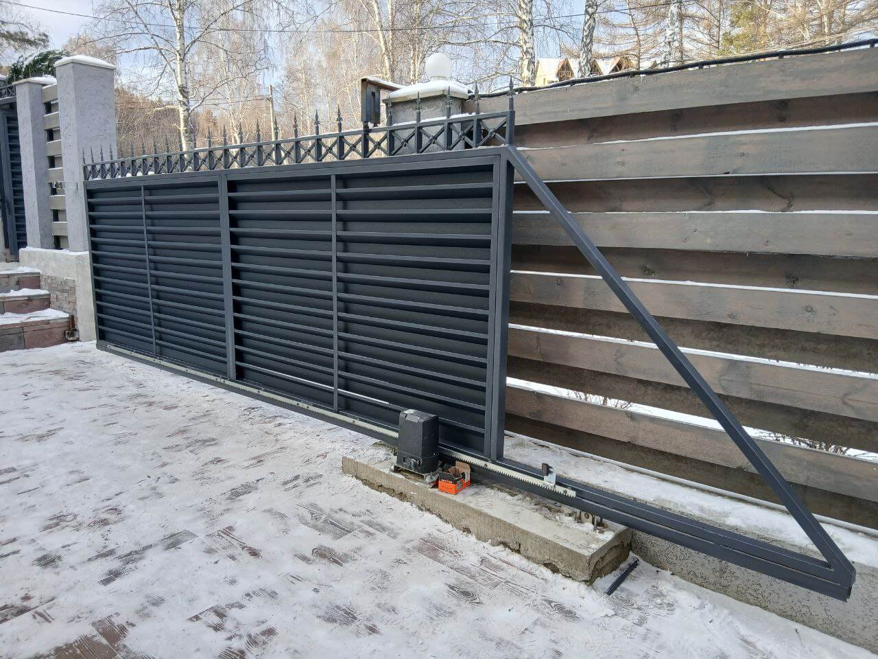 Входная группа из ламелей Хай-Тек RAL7024/7024 Серый Графит двусторонний МАТТЕ фото 23 в Калуге