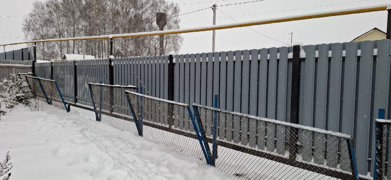 Забор из евроштакетника 27м RAL7024 Серый Графит МАТТЕ фото 5 в Калуге