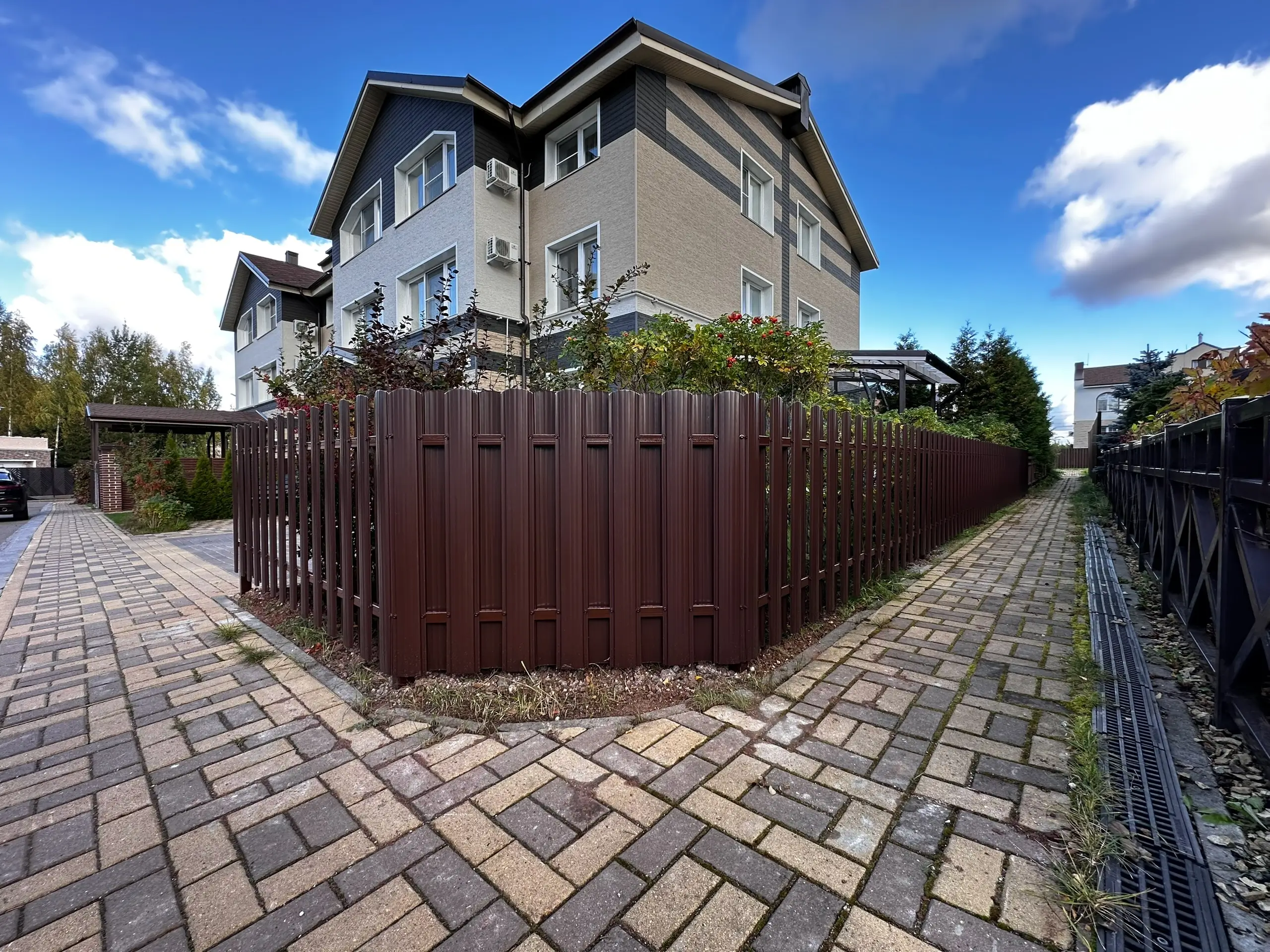Заборчик из евроштакетника 18м RAL8017/8017 Шоколад двусторонний фото 1 в Калуге