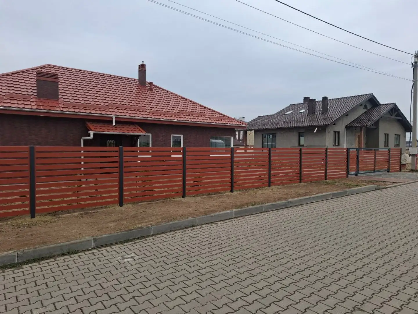 Забор-ранчо из металлопланкена 18м RAL8004 Терракотовый фото 1 в Калуге